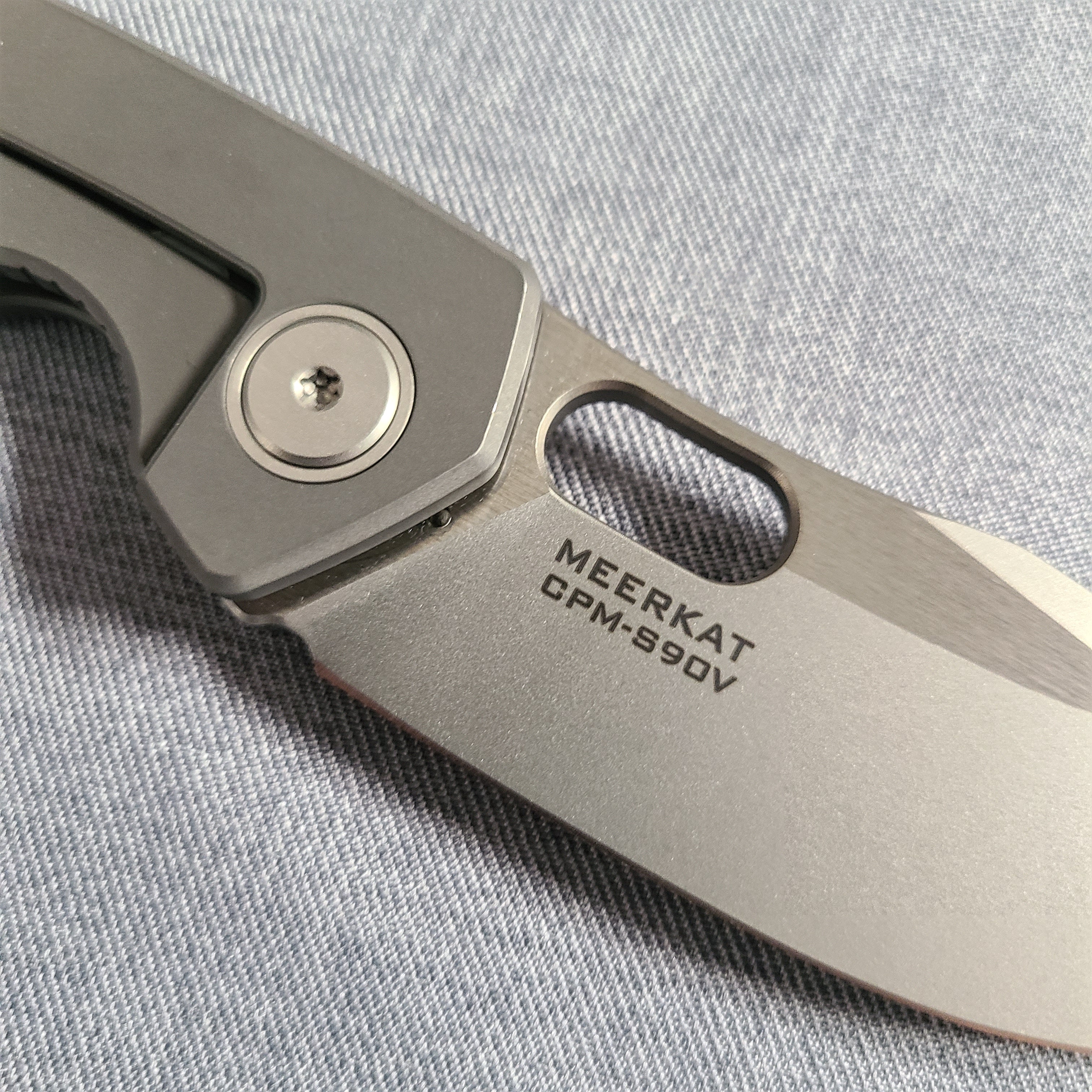 Maxace M13B Meerkat Titanium S90V Folder
