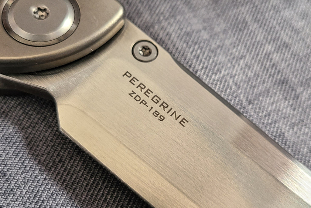 Maxace M01A Peregrine ZDP-189 Titanium Copper Carbon Fiber Framelock Flipper