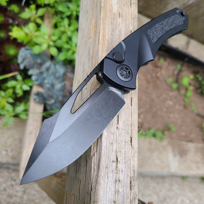 Heretic Knives Pariah Manual Black Magnacut Tactical Button Lock Folder