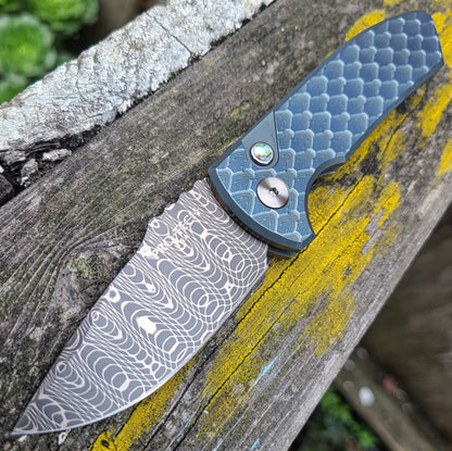 Protech 2023 SBR Custom 004 Vegas Forge Damascus Green Feathered Titanium Auto