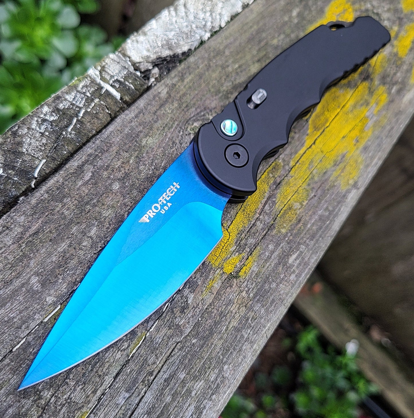 Protech T503-SB TR-5 Tactical Response 5 Black Aluminum Sapphire Blue 154cm Auto