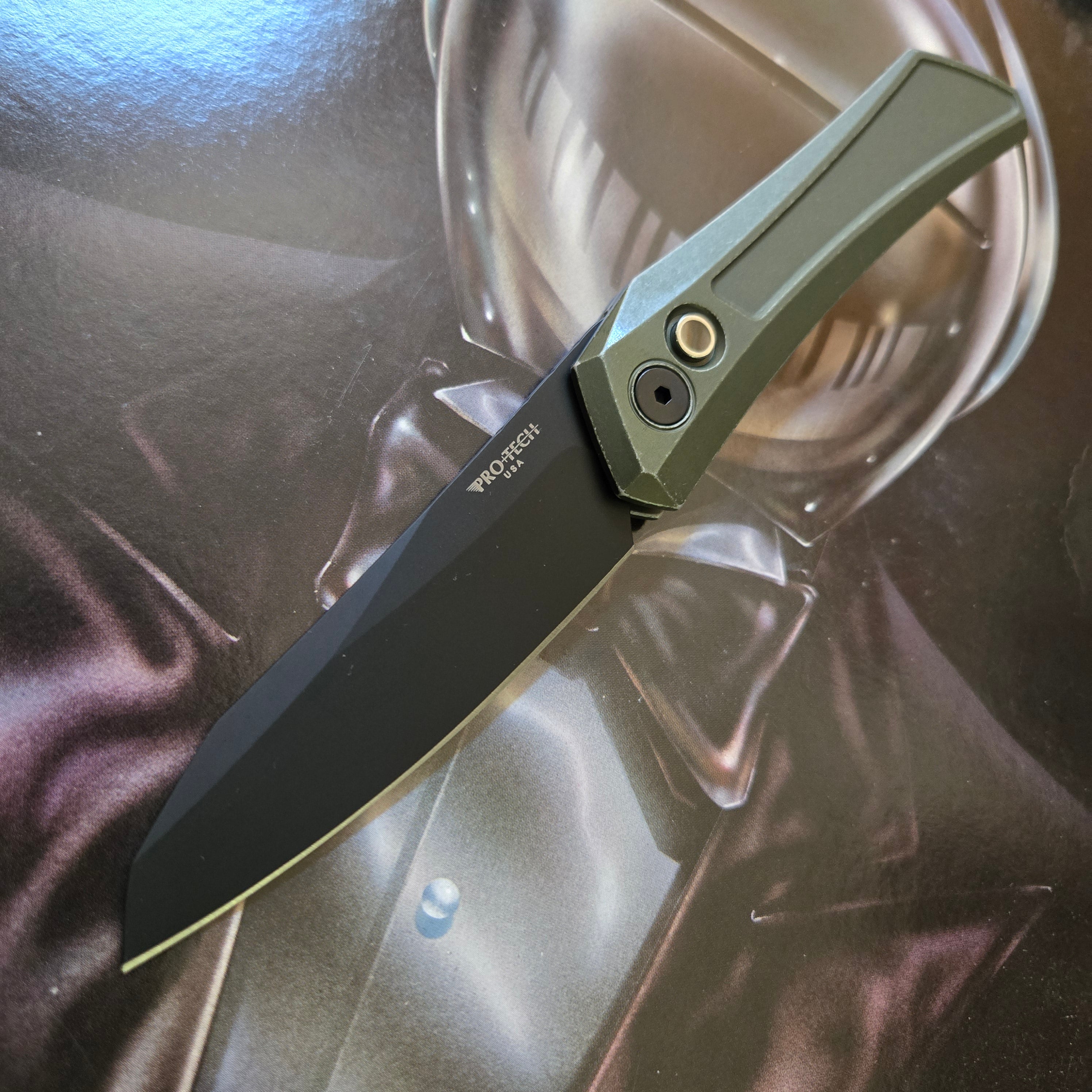 Protech 2025 Blade Show Atlanta Oligarch Green Aluminum Black Magnacut Auto *LIMITED EDITION*