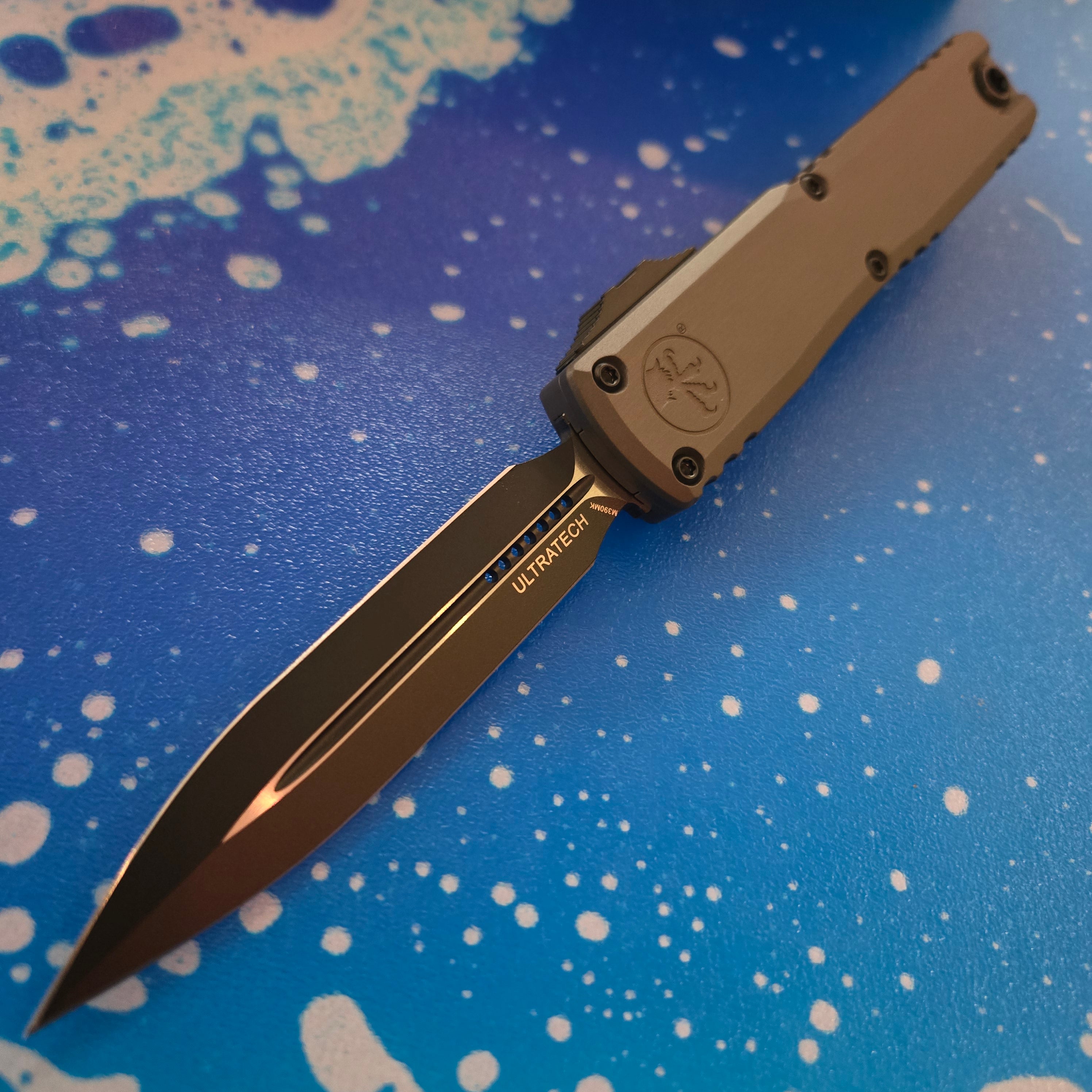 Microtech 1122-1NC Ultratech Gen III ZBP D/E Natural Clear Black Standard OTF Auto