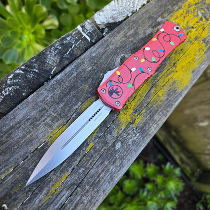 Microtech 1702M-10 RDCMAS Hera II Mini D/E Christmas Red Stonewash OTF