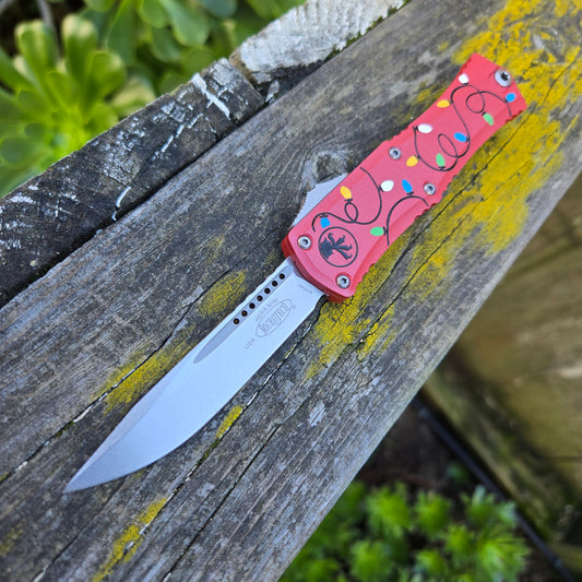 Microtech 1703M-10 RDCMAS Hera II Mini S/E Christmas Red Stonewash OTF