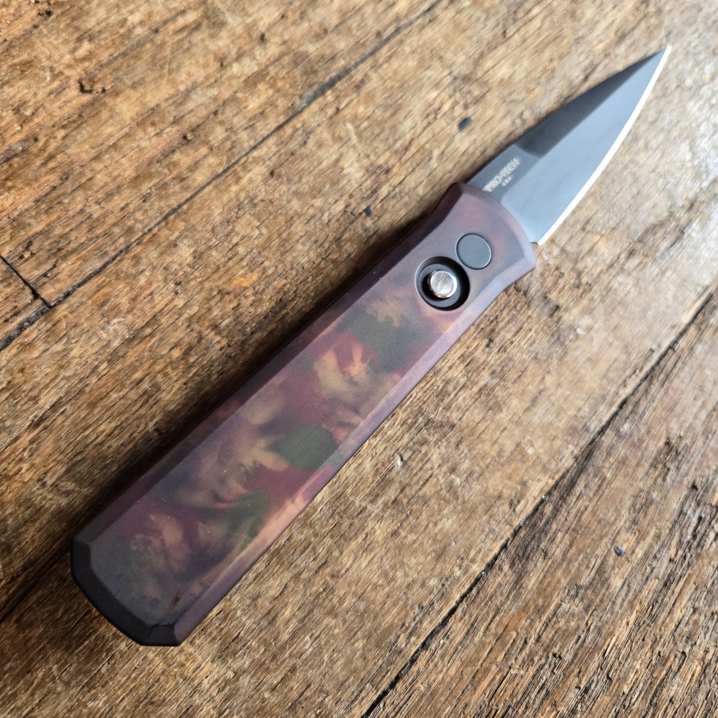 Protech 721-LH Woodland Camo LEFT-HANDED Godson Black DLC 154cm Auto