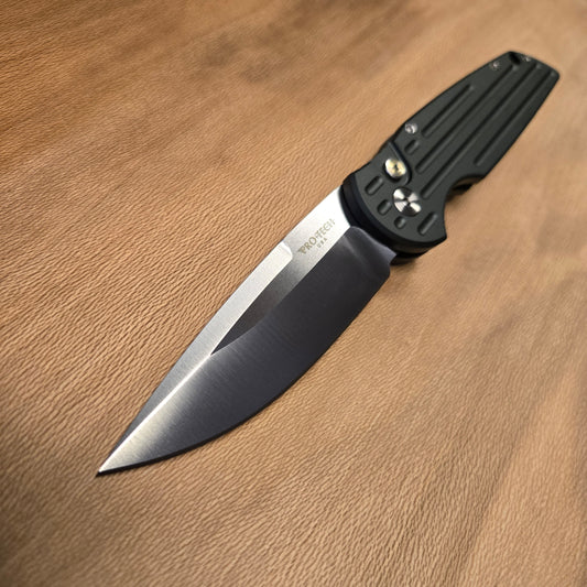 Protech TR-3 Green Groove Stonewash 154cm Auto *Blade Texas 2026 Exclusive*