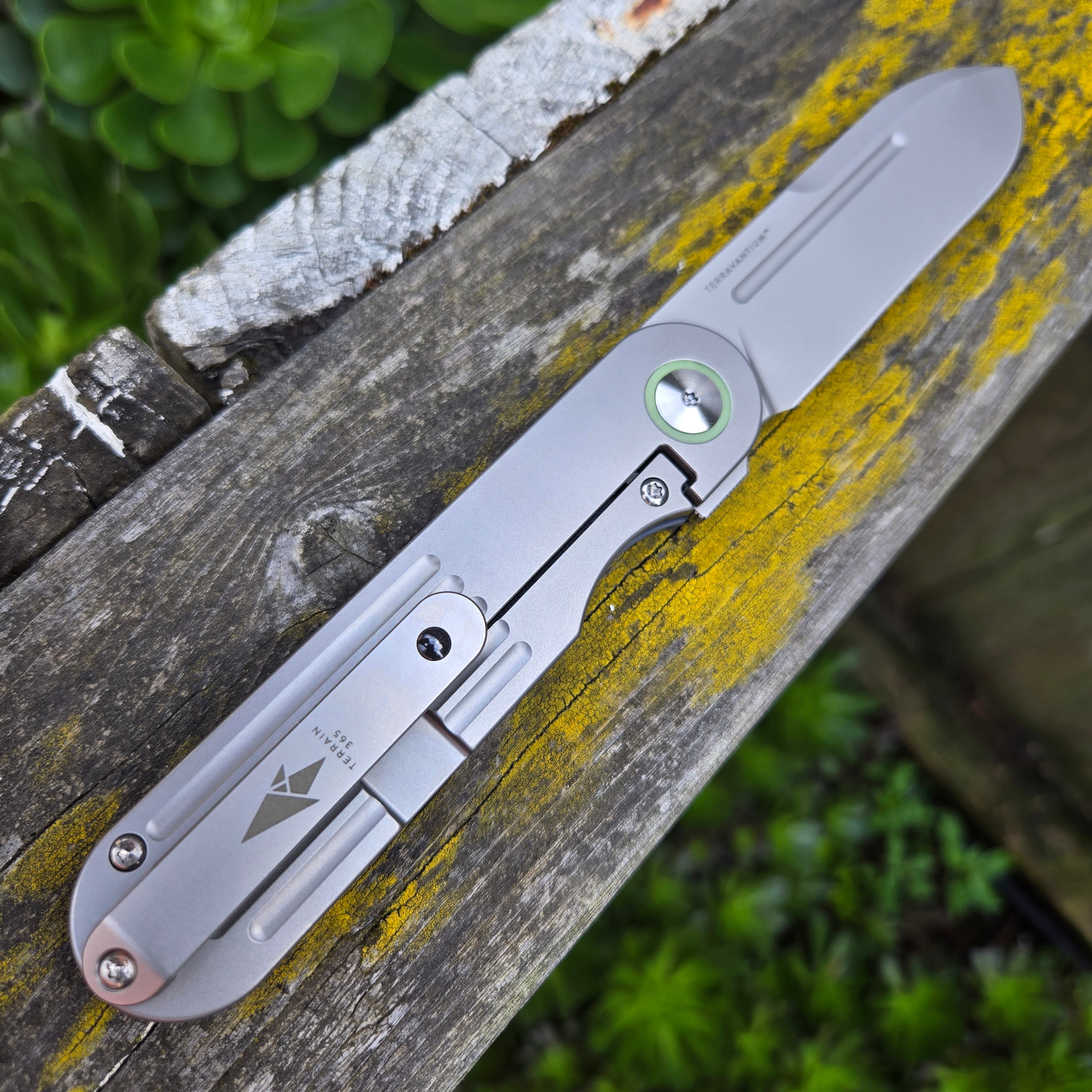 Terrain 365 101402 Narwhal-AT Marine Gray G10 Titanium Terravantium Folder