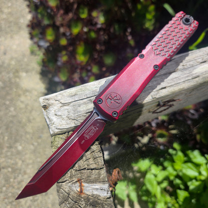 Microtech 11234HT-1RDAA Ultratech T/E Gen IV Half Tri-Grip Red Abrasion Standard OTF Auto