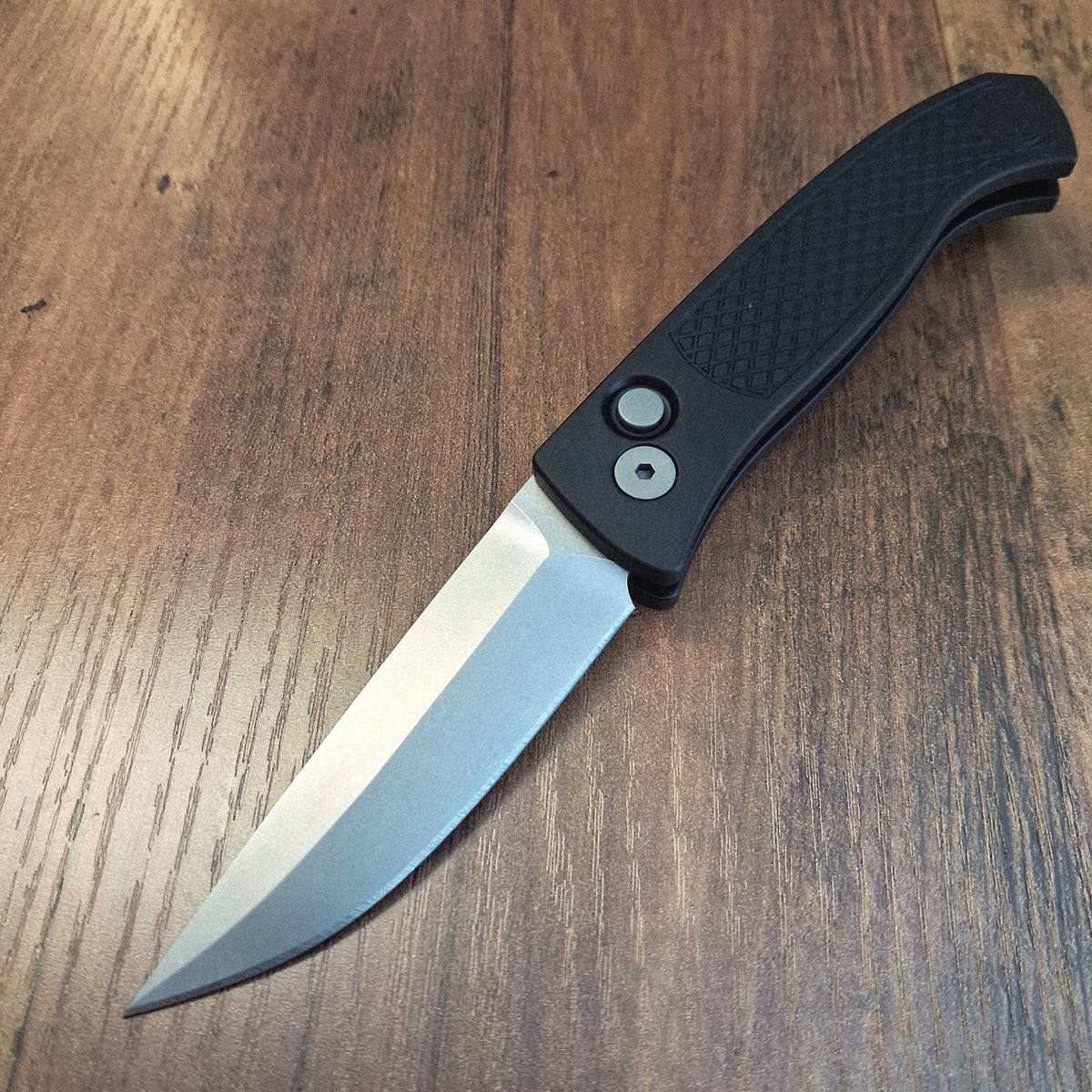 Protech WB1105 Brend Classic Diamond Textured Magnacut Auto