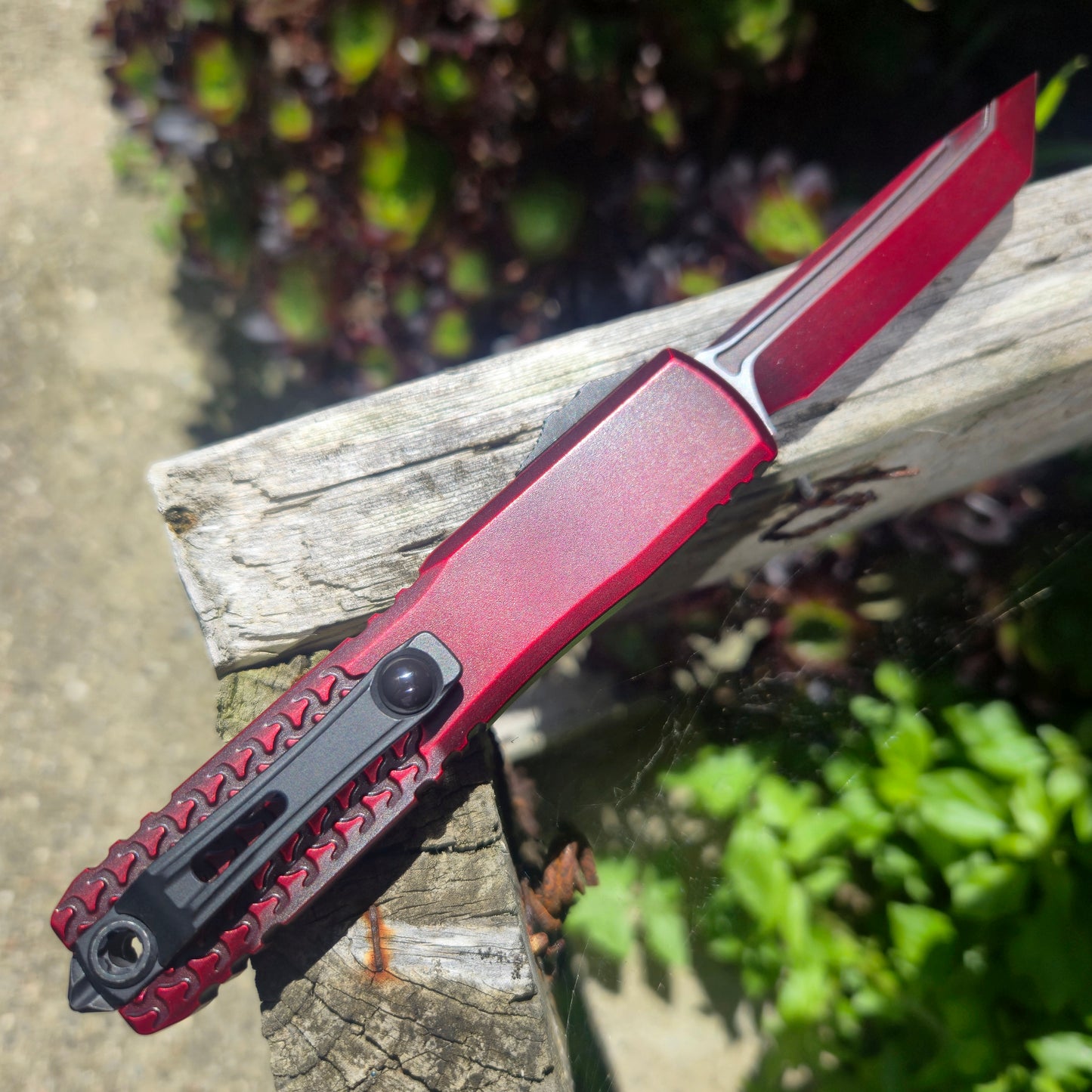 Microtech 11234HT-1RDAA Ultratech T/E Gen IV Half Tri-Grip Red Abrasion Standard OTF Auto