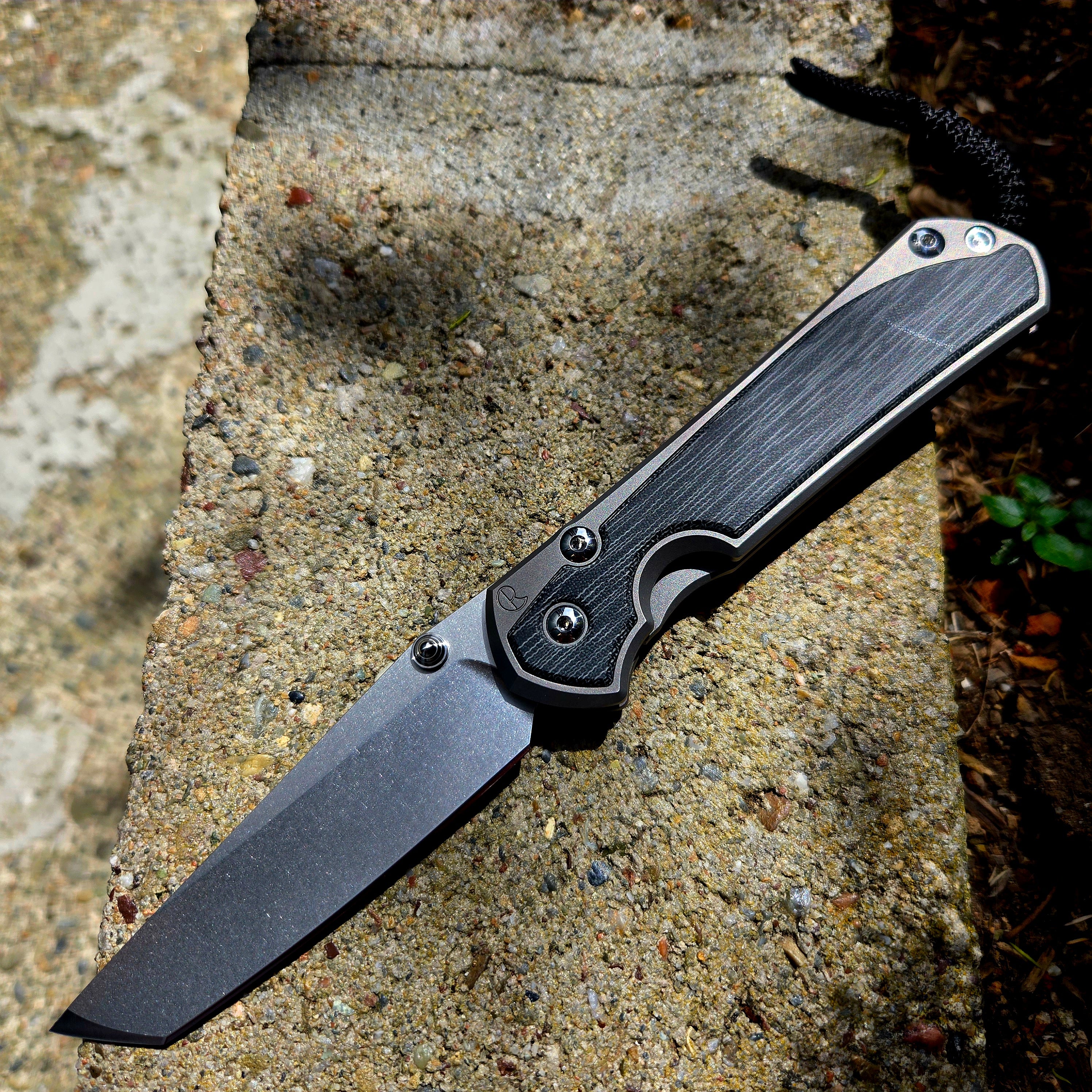 Chris Reeve L31-1232 Large Sebenza 31 Tanto Magnacut Black Canvas Micarta Folder