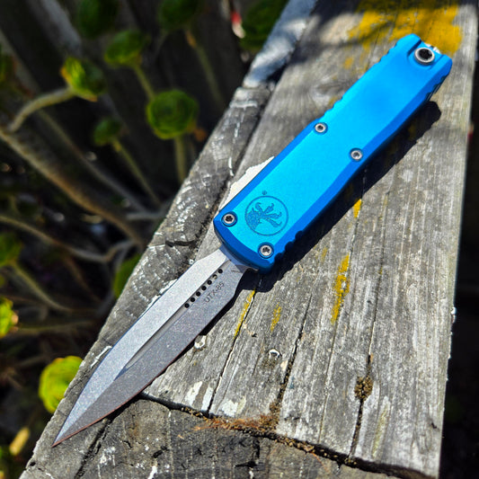 Microtech 1232-10BL UTX-85 Gen III D/E Blue Standard Stonewash OTF Auto