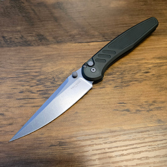 Protech x Peace Neighbor Design Avalon Knurled Green Magnacut Folder