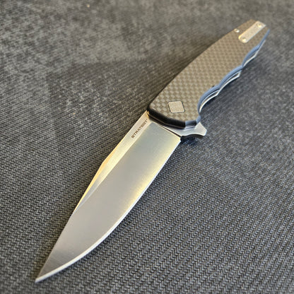 Ocaso Knives Carbon Fiber G-10 Satin Strategy Folder