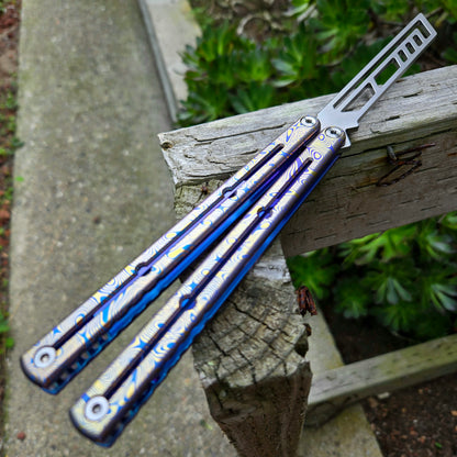 Squid Industries Ti-Krake Raken Blue/Silver Etched Damascus Trainer Balisong