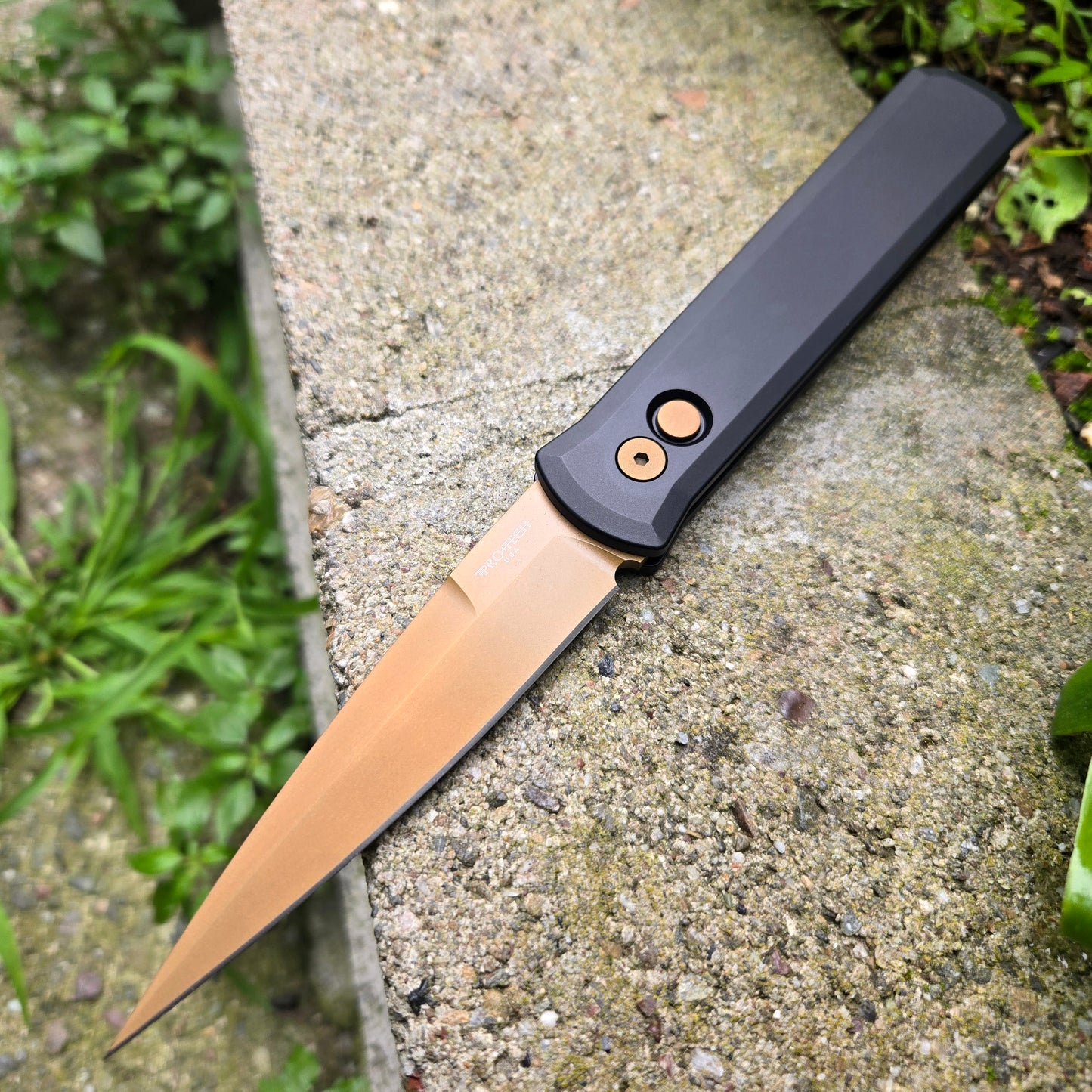Protech 921-TAN Godfather Black Handle Tan 154cm Auto