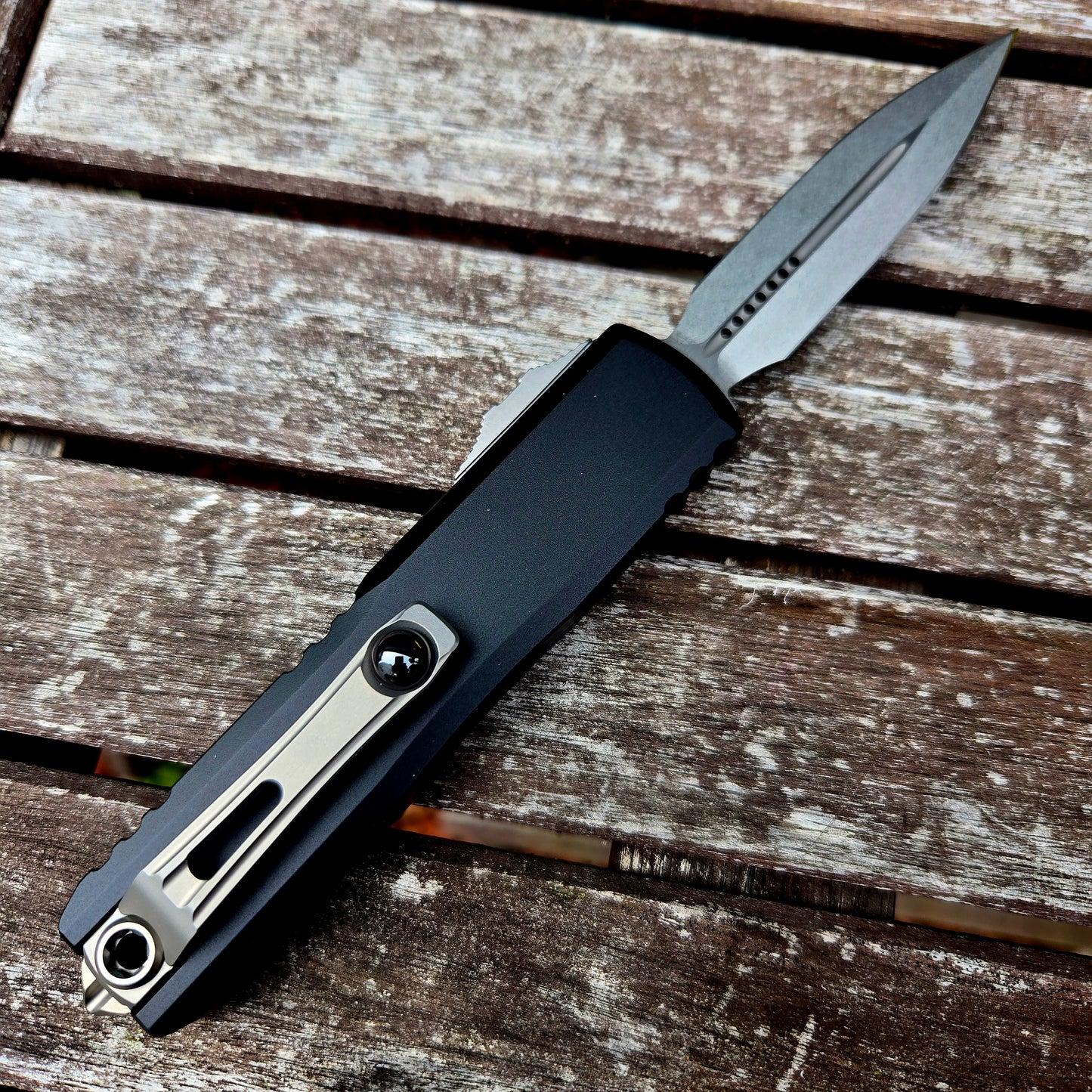 Microtech 1232-10 UTX-85 Gen III D/E Stonewash Standard OTF Auto