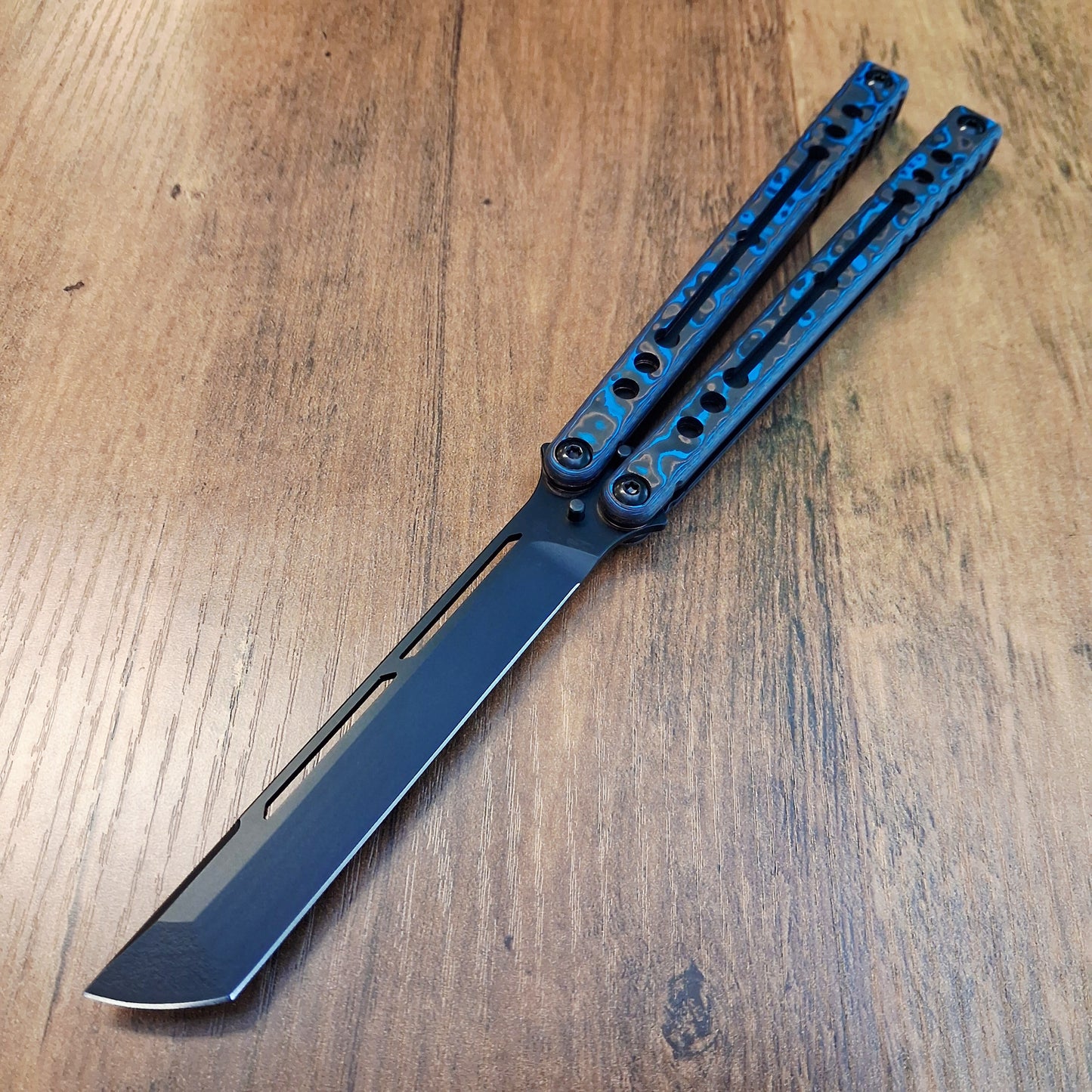 Squid Industries Matte Black Blue Wake Edition Nautilus DLC Tanto Balisong