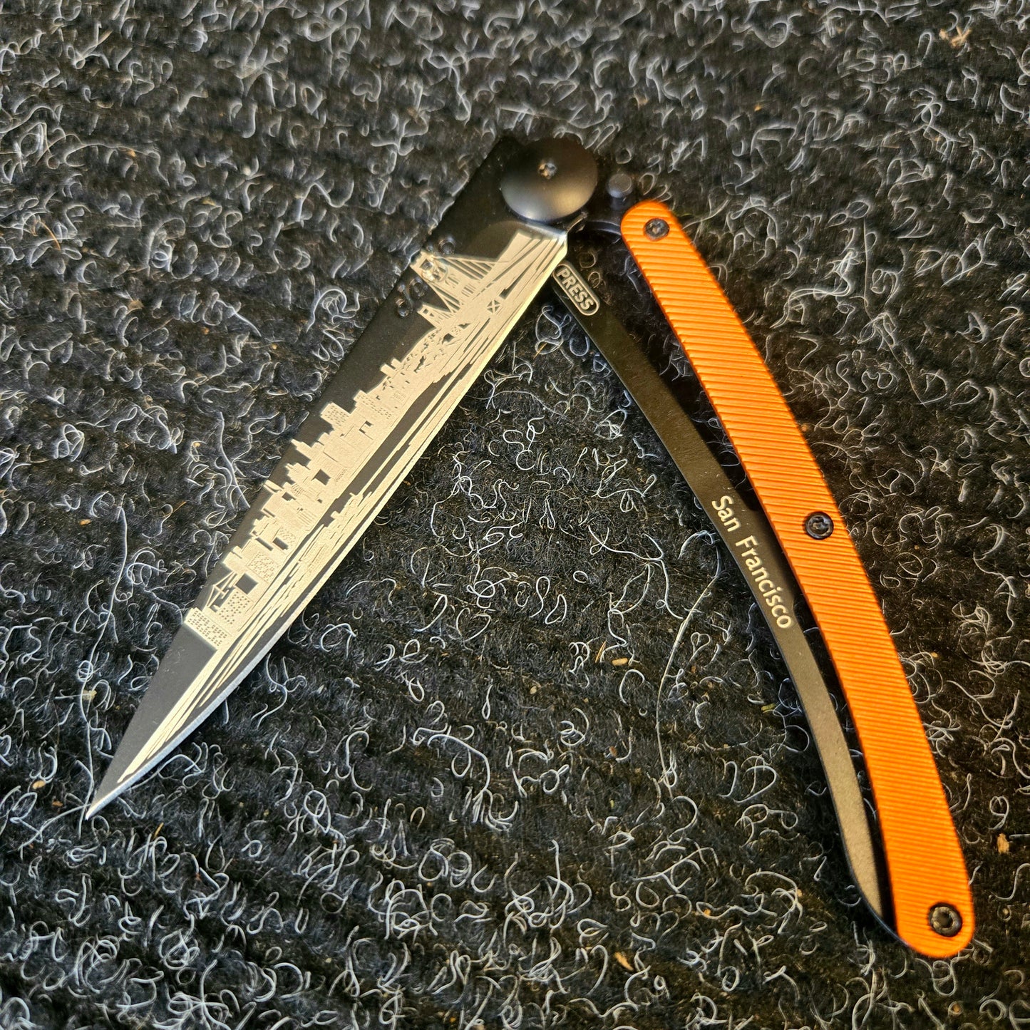 Deejo 37g San Francisco Orange Aluminum Custom Folder